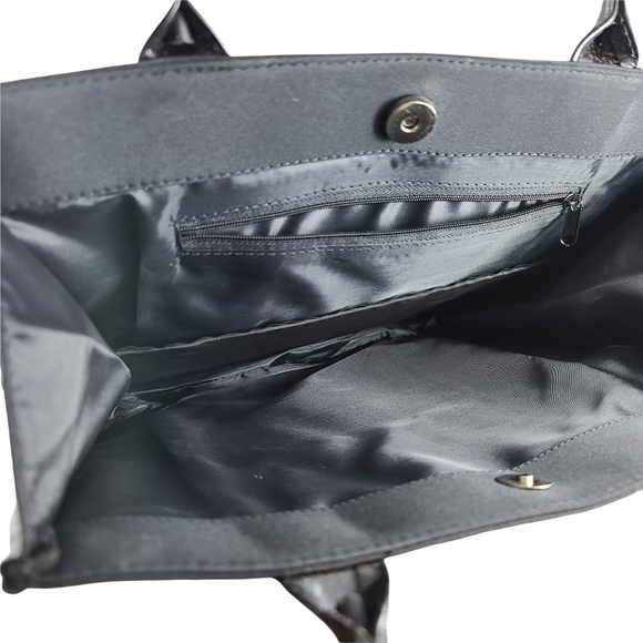 VIA Lactea Original Black Handbag Snap Top Purse Satchel NEW - Picture 3 of 3